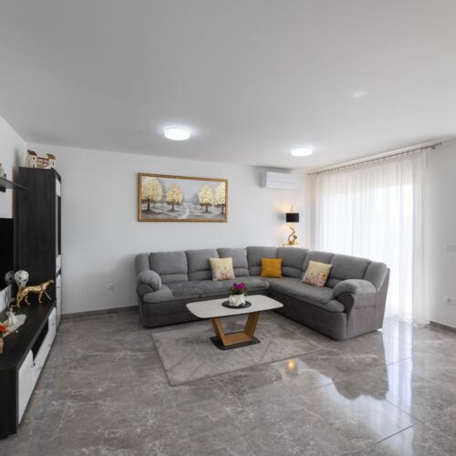 Apartament 2-osobowy z klimatyzacją na piętrze z 1 pomieszczeniem sypialnianym