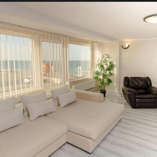 Deluxe Suita pro 4 os. se 2 ložnicemi s výhledem na moře (s možností přistýlky)