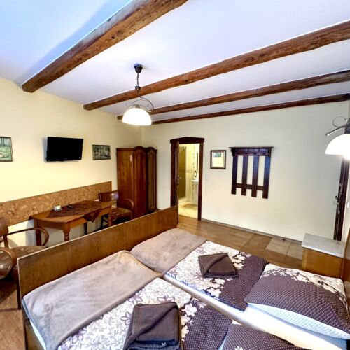 Pokoj pro 2 os. na poschodí 