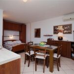 1-Zimmer-Apartment für 2 Personen mit Klimaanlage und Aussicht auf das Meer AS-23701-a
