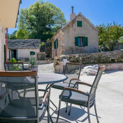 Apartament 3-osobowy z klimatyzacją z tarasem z 1 pomieszczeniem sypialnianym A-23826-a