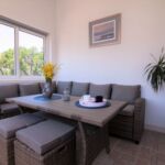 Apartament 4-osobowy z klimatyzacją z tarasem z 2 pomieszczeniami sypialnianymi A-23844-a