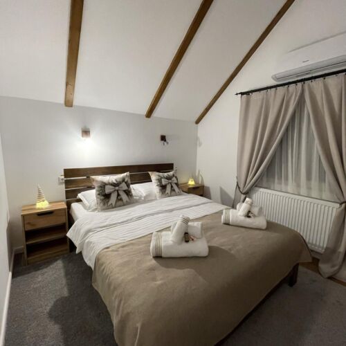 Apartament cu aer condiționat cu 2 camere pentru 4 pers. (se poate solicita pat suplimentar)