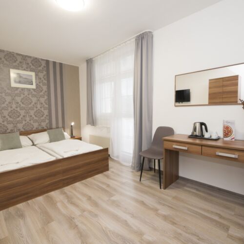 Rodinný Apartman se sprchou pro 4 os. se 2 ložnicemi (s možností přistýlky)