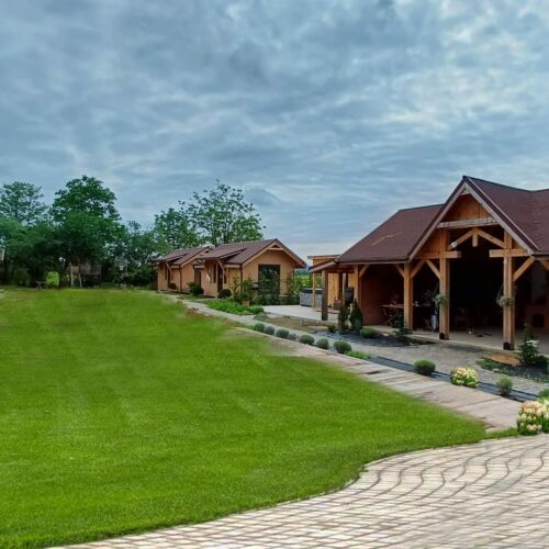 Casă de vacanță pentru 2 pers. (se inchirieaza doar integral)