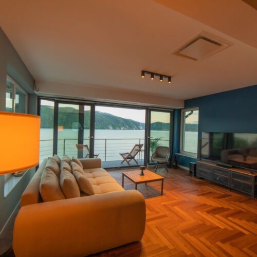 Premium  Suita pro 4 os. s 1 ložnicí