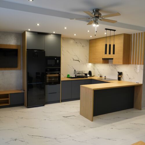Apartament 7-osobowy Przyjazny podróżom rodzinnym pokój od strony basenu