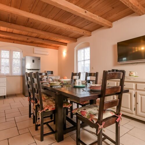 Whole House Family Villa for 10 Persons