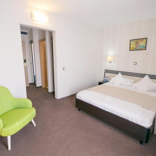 Camera single rusalii