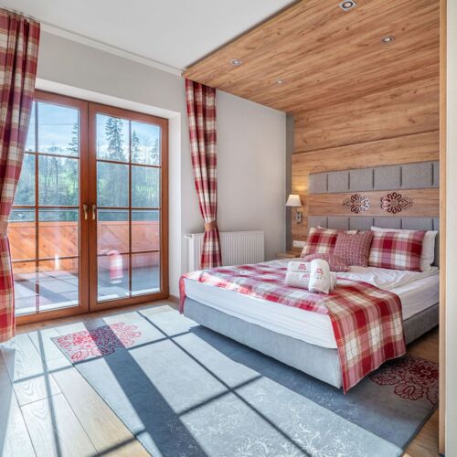 Pokój 3-osobowy na piętrze z balkonem (możliwa dostawka)