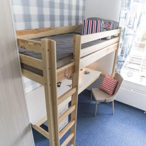 Apartament cu chicinetă comună cu baie comună cu 1 camera pentru 2 pers.