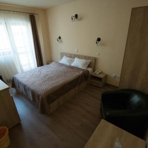 Camera dubla cu terasă cu vedere spre munte