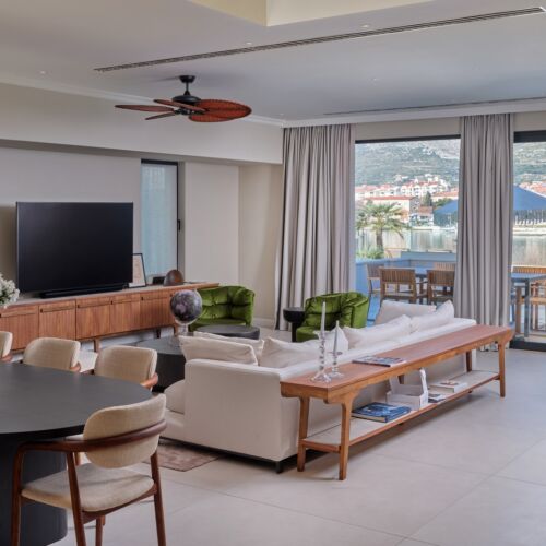 Sea View Executive Villa for 10 Persons