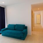 Apartament standard cu vedere laterala la mare 