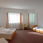 Apartament + 2 sezlonguri incluse la plaja