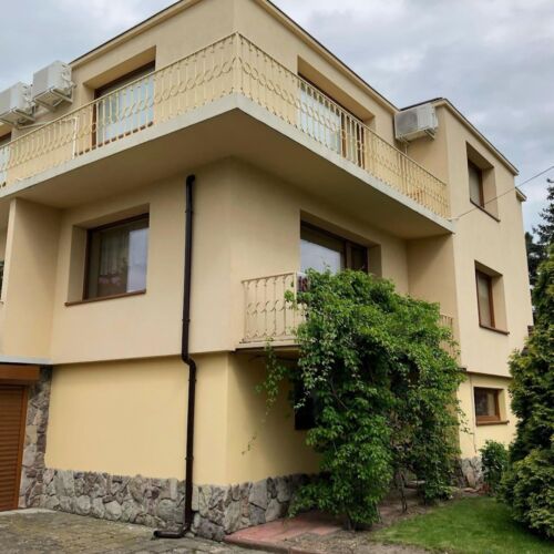 Apartament 10-osobowy z 3 pomieszczeniami sypialnianymi