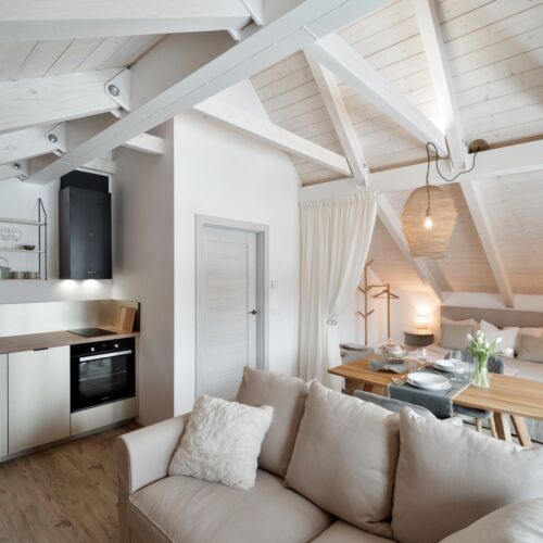 Deluxe Apartman pro 4 os. se 2 ložnicemi v podkroví