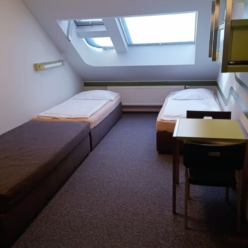 Pokoj s koupelnou s klimatizací pro 3 os.