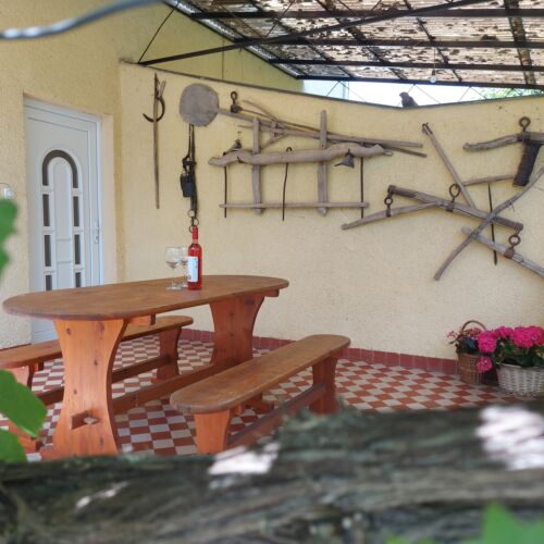 Apartman pro 4 os. se 2 ložnicemi s výhledem do dvora přízemní (s možností přistýlky)