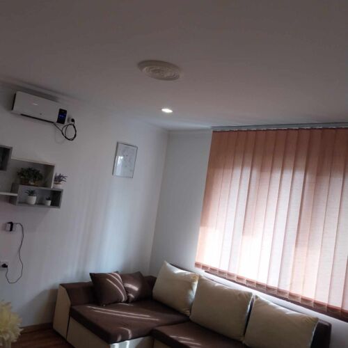 Rodinný Chata (jako celek) s manželskou postelí s výhledem na řeku (s možností přistýlky)