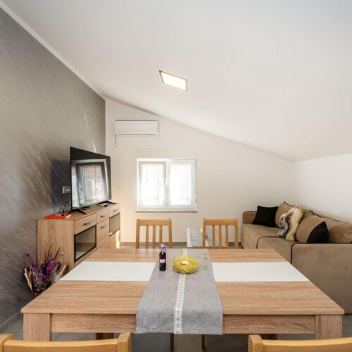 Apartament 4-osobowy 