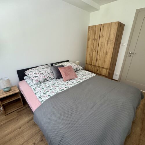 Apartament 4-osobowy z 2 pomieszczeniami sypialnianymi