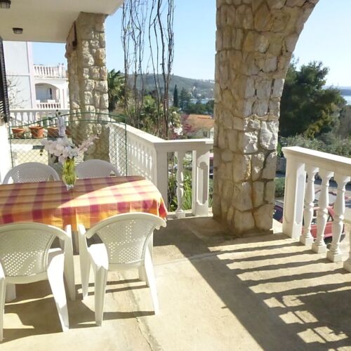 Apartman s klimatizací pro 6 os. se 2 ložnicemi s výhledem na moře A-22474-a