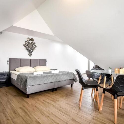 Apartament 4-osobowy Studio z balkonem z 1 pomieszczeniem sypialnianym