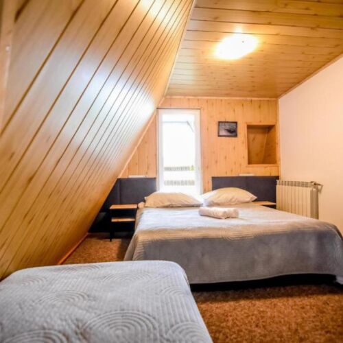 Pokój 3-osobowy z widokiem na góry