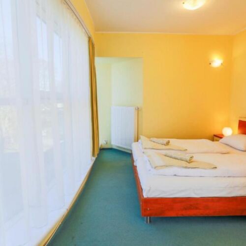 Apartament cu chicinetă proprie cu 1 camera pentru 3 pers.