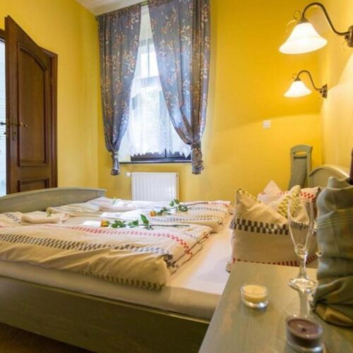 Upstairs Double Room ensuite
