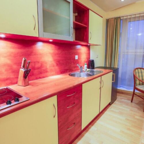Apartament cu baie cu 2 camere pentru 3 pers.