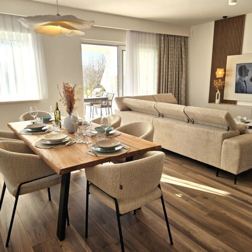 Whole House Family Villa for 6 Persons