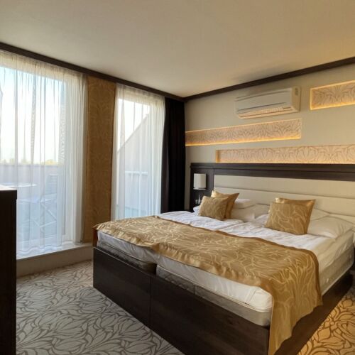 Suita economy cu panoramă cu 2 camere pentru 4 pers.