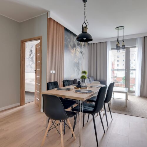 Apartament 4-osobowy z 2 pomieszczeniami sypialnianymi