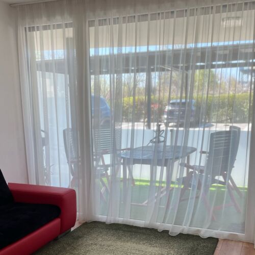 Apartament la parter cu terasă cu 2 camere pentru 4 pers.