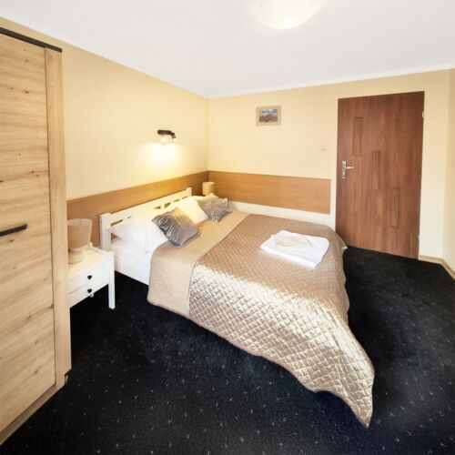 Mountain View Upstairs Double Room