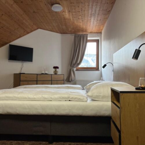 Pokoj tV s plochou obrazovkou  pro 4 os.