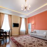 Apartament cu vedere spre oraș cu 2 camere pentru 4 pers.