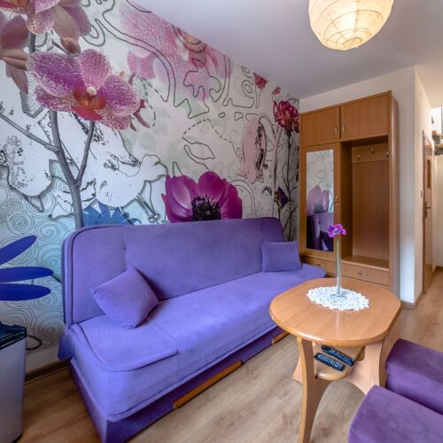 Quadruple Room ensuite with Gallery