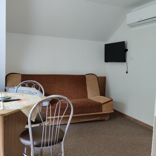 Pokój 3-osobowy na poddaszu z widokiem na góry