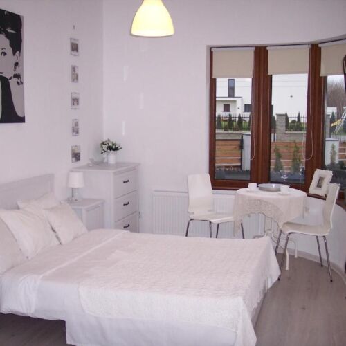 Pokoj s manželskou postelí