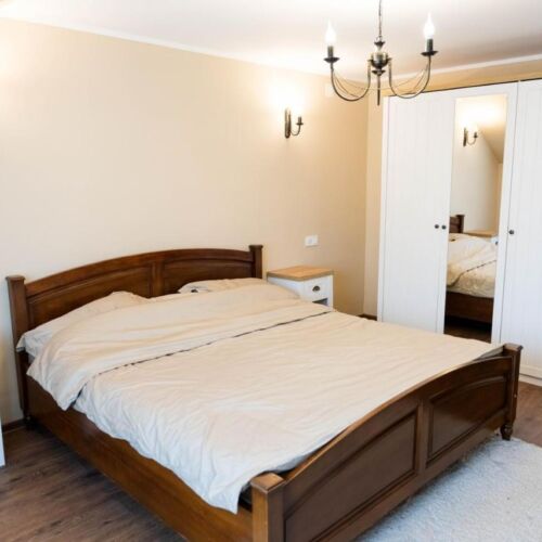 Casă de vacanță pentru 7 pers. (se inchirieaza doar integral)