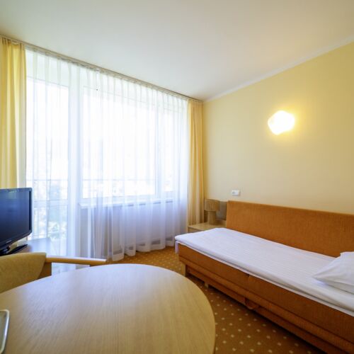 Camera single economy