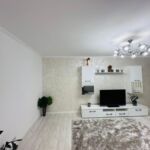 Apartament Luxury House White Pitești