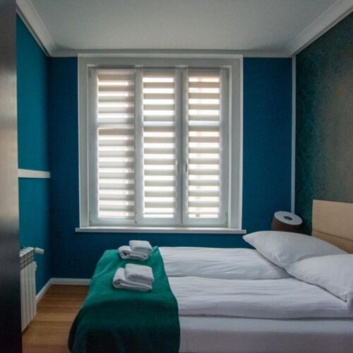 Apartament 4-osobowy z 2 pomieszczeniami sypialnianymi