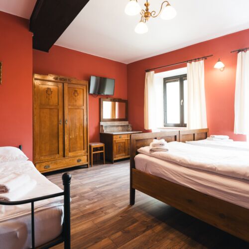 Pokój 3-osobowy Standard z łazienką