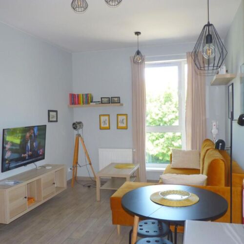 Upstairs 2-Room Balcony Apartment for 4 Persons