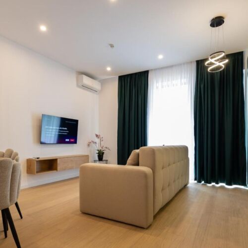 Apartament deluxe întreaga unitate cu 1 camera pentru 2 pers.