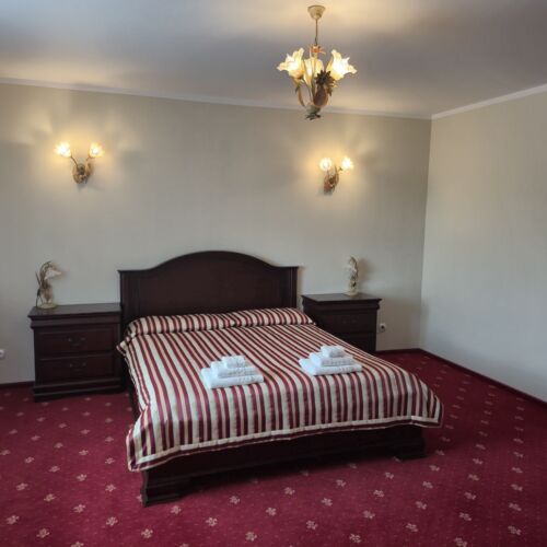 Apartament 4-osobowy z łazienką z widokiem na ogród z 2 pomieszczeniami sypialnianymi